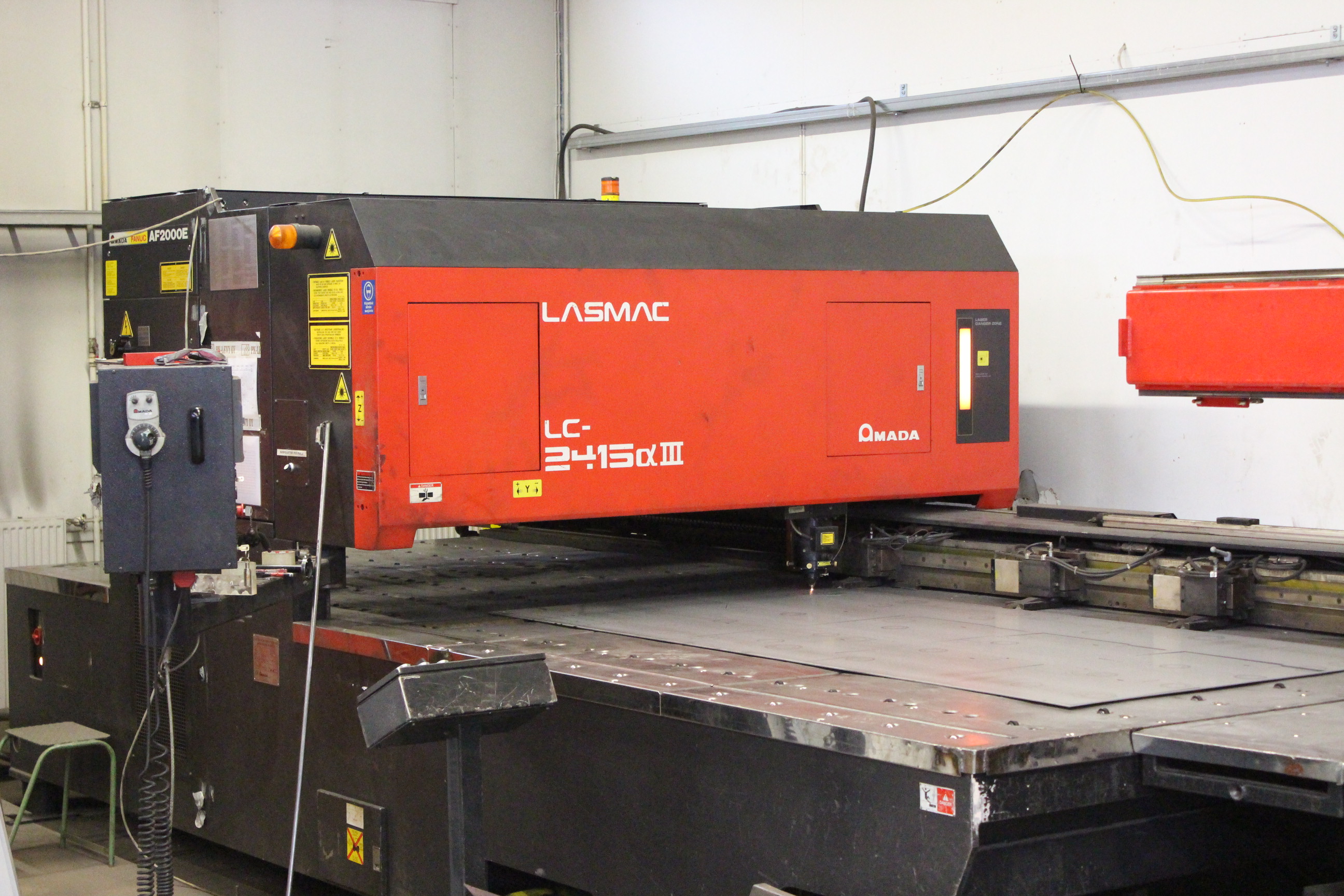 Machine for sale Amada, laser LC2415 Alpha III 2kw Laser Resale
